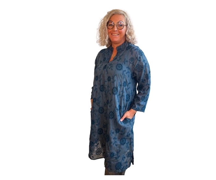 Kjole, Tencel, m/isyet blomst, Blå