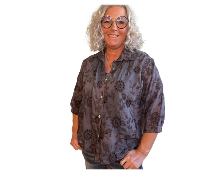Skjorte, Tencel m/isyet blomster, Grå
